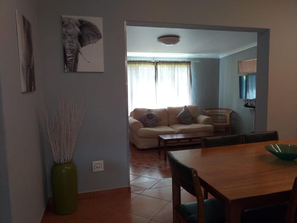 Selati 103 Guest Cottages Malalane Exterior photo